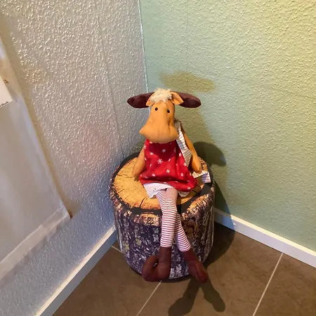 Waldhoehe -sonniger Balkon-boxspringbett-ladestation E-auto