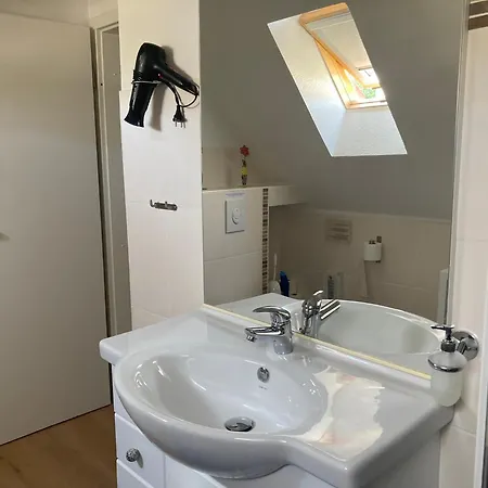 Lejlighed Waldhoehe -sonniger Balkon-boxspringbett-ladestation E-auto Bad Harzburg