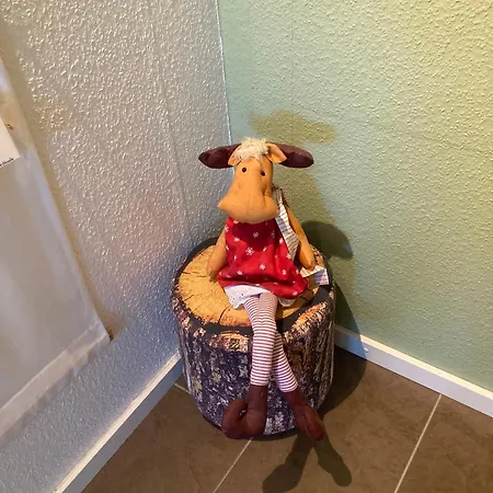 Waldhoehe -sonniger Balkon-boxspringbett-ladestation E-auto *