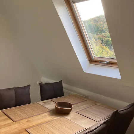 Ferienwohnung Waldhoehe -Boxspringbett-Ladestation E-Auto Apartamento *