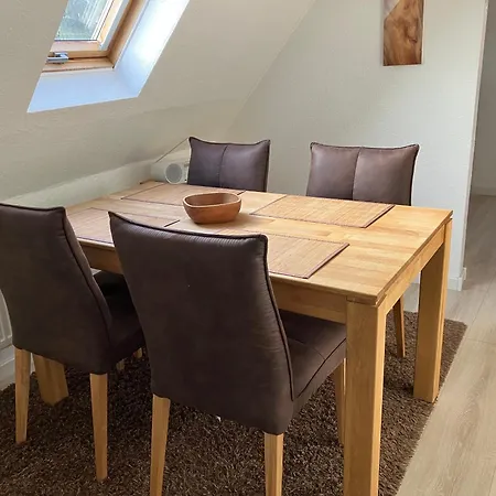 Ferienwohnung Waldhoehe -Boxspringbett-Ladestation E-Auto Apartamento *